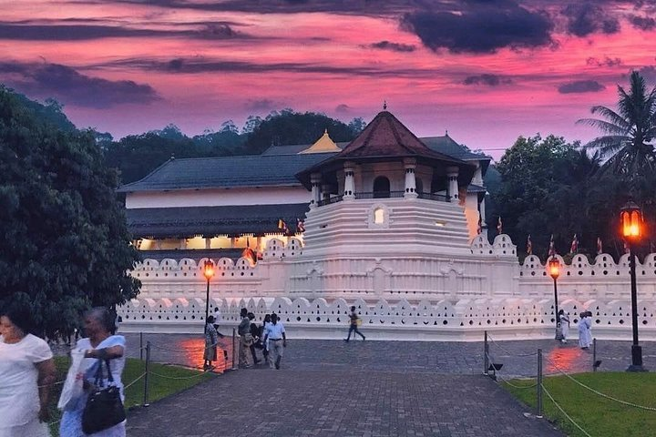 Kandy temple 